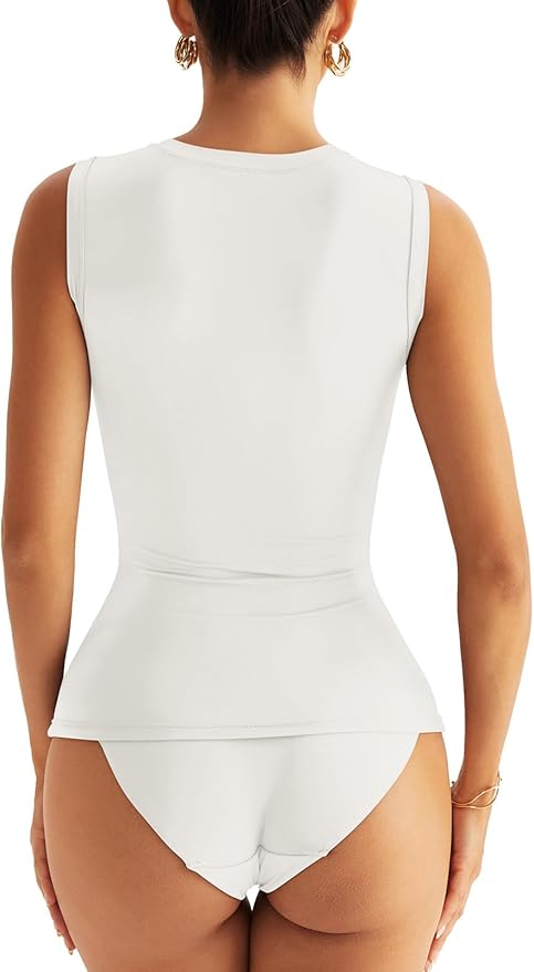 Sleeveless High Neck Fitted Basic Shirt