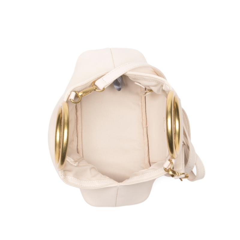 VINCE CAMUTO Hand Bag